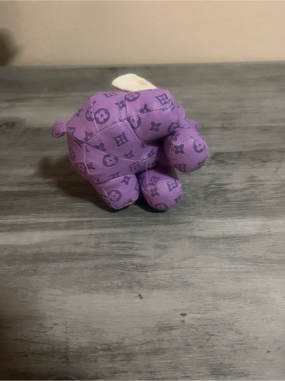 Purple Elephant Keychain - Picture 6 of 7
